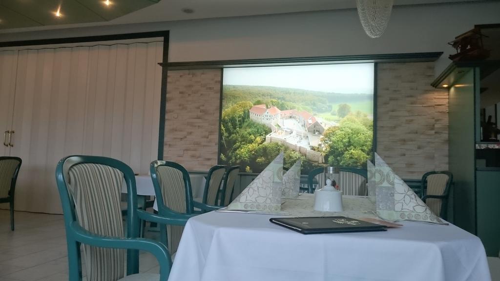 Hotel Reifenstein Kleinbartloff Eksteriør billede