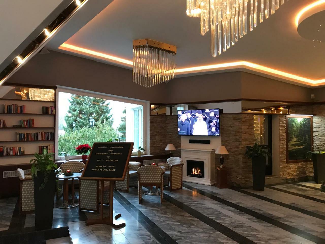 Hotel Reifenstein Kleinbartloff Eksteriør billede